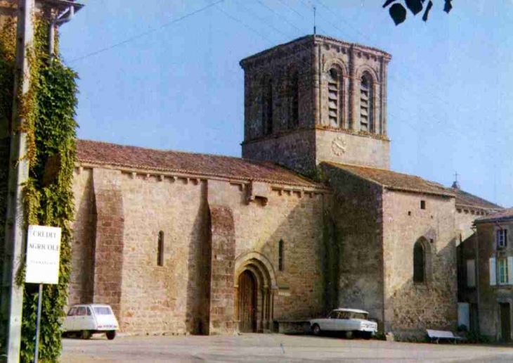 EGLISE - La Peyratte