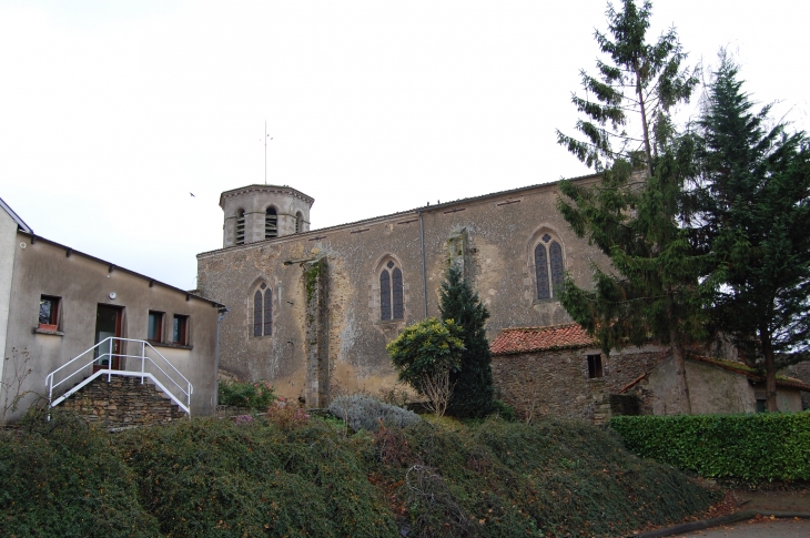 L'église  - Le Busseau