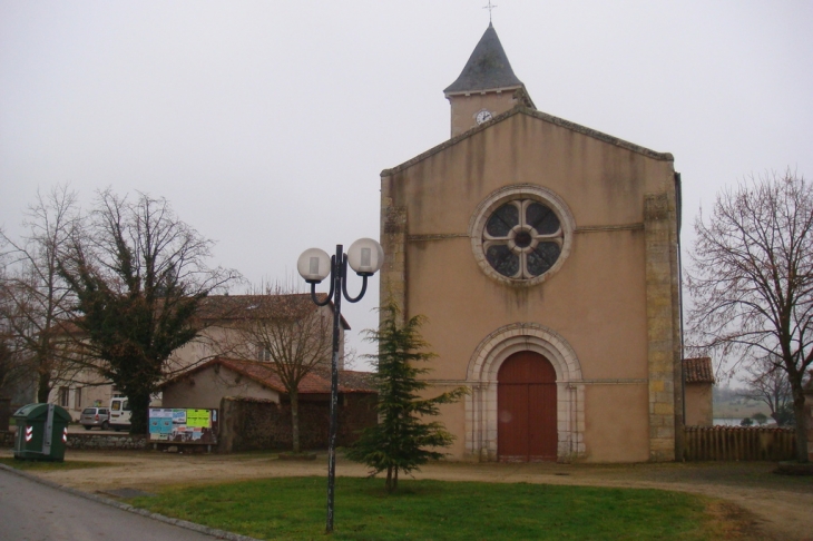 Les Forges L'église et le Centre Social Cantonnal