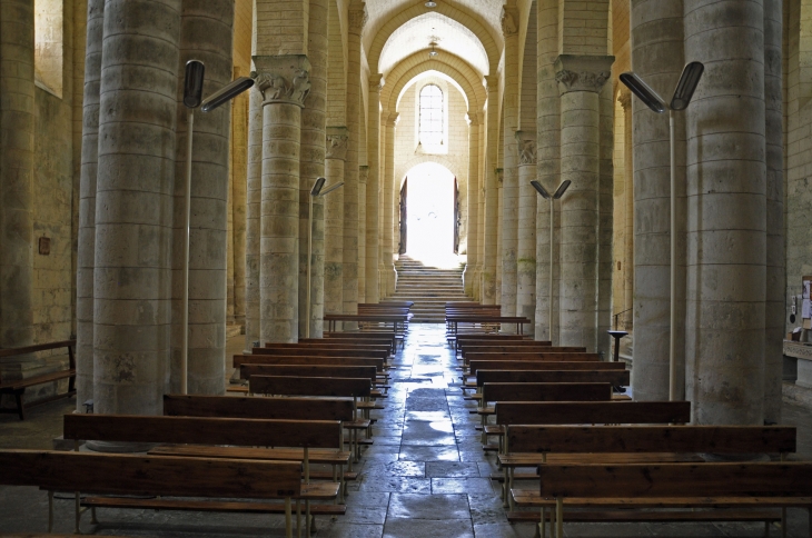 EGLISE SAINT HILAIRE - Melle