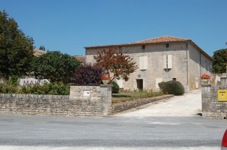 La Mairie - Paizay-le-Tort