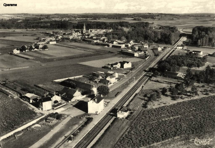 Vue aérienne de la gare  carte posyale - Pas-de-Jeu