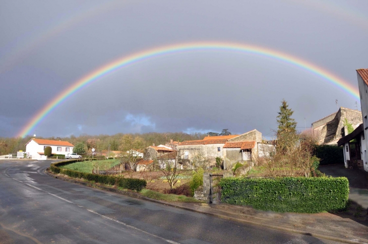 ARC-EN-CIEL - Saint-Loup-Lamairé