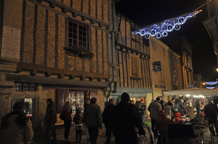 LE MARCHE DE NOEL - Saint-Loup-Lamairé