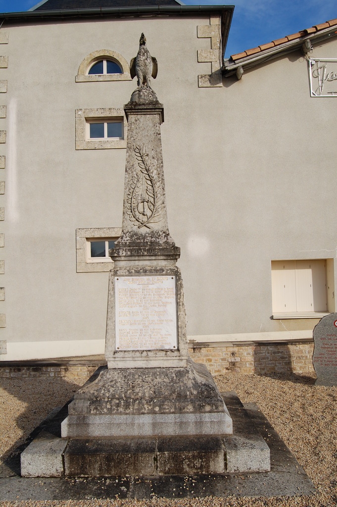 Monuments aux morts pour la France - Sainte-Eanne