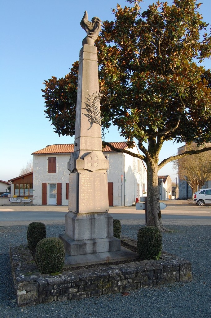 Monument aux morts pour la France - Saivres