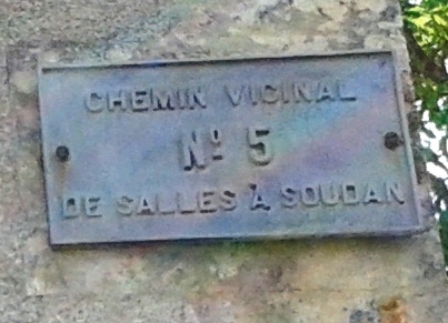 Plaque de cocher en zinc laminé  - Salles