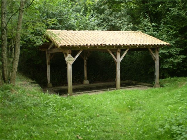 LAVOIR DES OUZINES - Sepvret