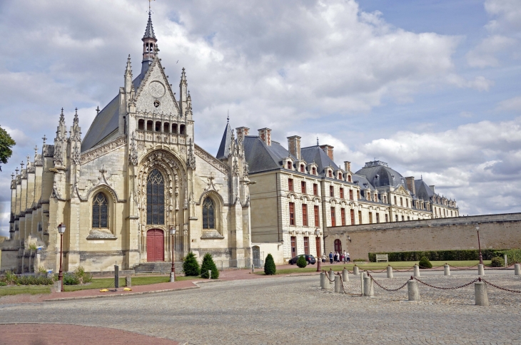 LA CHAPELLE DU CHATEAU DES DUCS DE LA TREMOILLE - Thouars