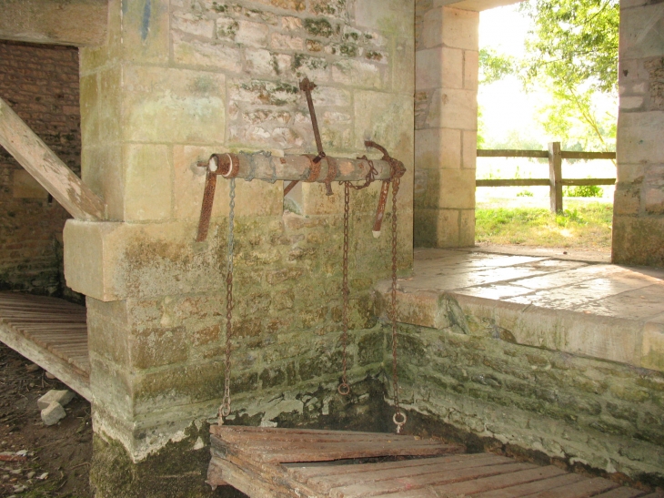 Lavoir a sec - Usseau