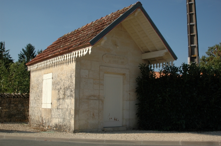 Ancienne bibliothéque Populaire 19éme siècle - Vouillé