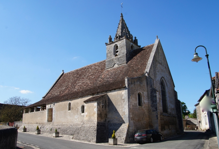 Eglise-notre-dame de l'Incarnation-du-xiie-siecle - Antigny