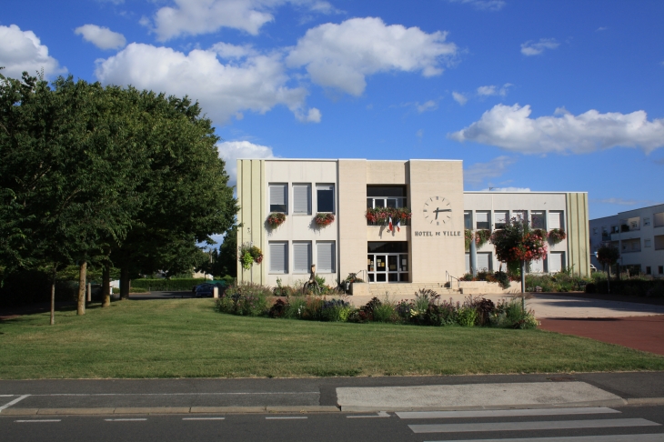 Mairie - Buxerolles