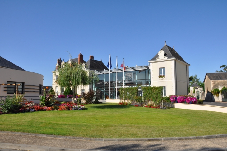 La Mairie - Cenon-sur-Vienne