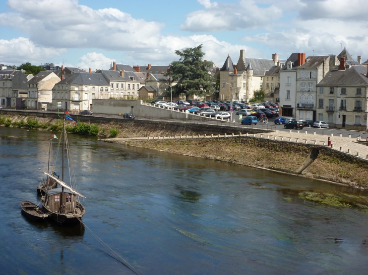 Vue du pont  - Châtellerault