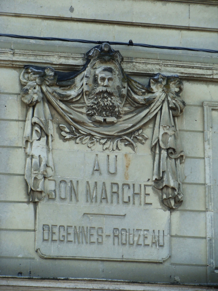 DETAIL D UNE MAISON CHATELLERAUDAISE - Châtellerault