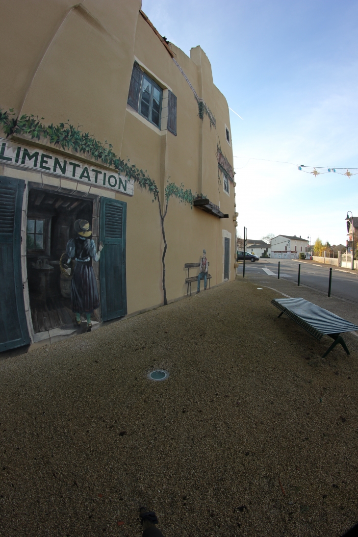 Fresque murale en 360° :http://www.archive-host.com/link/f60ce14836cd33308631828776bf30f51b796524.swf - Chaunay