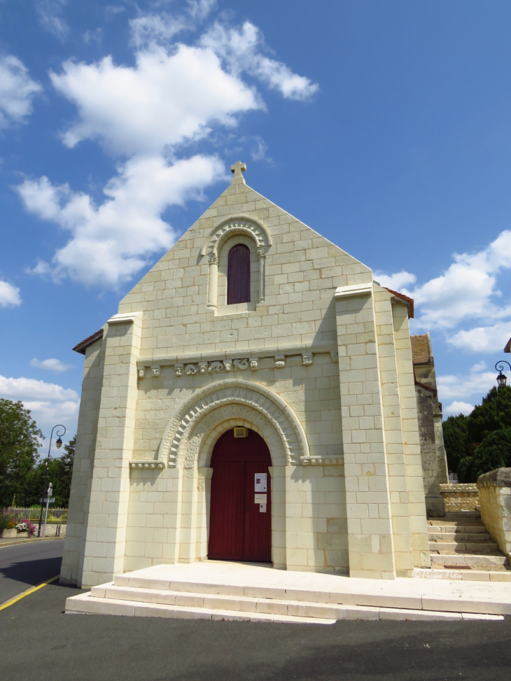 Eglise Notre Dame de Colombiers 86