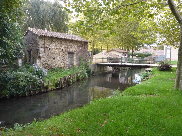  - Lavausseau