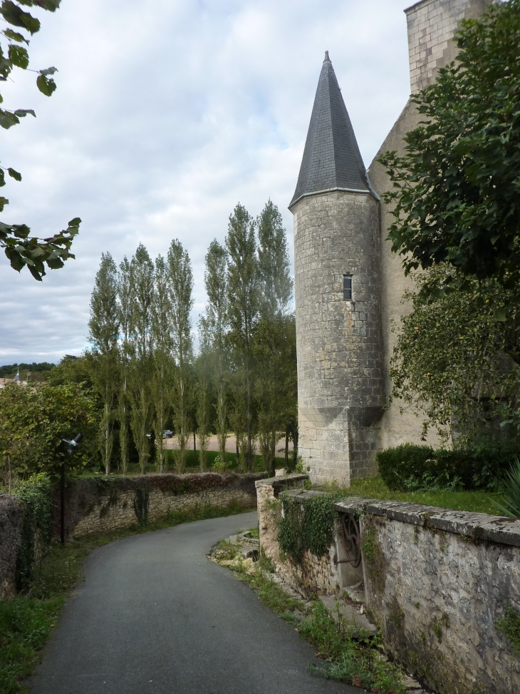  - Lavausseau