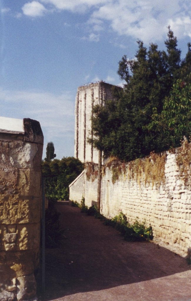 La TOUR CARRE de LOUDUN