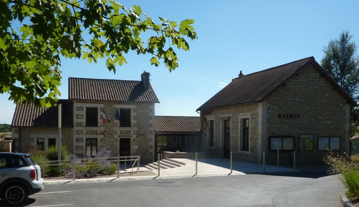 Mairie - Montamisé