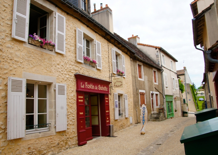 Quartier de la ville haute. - Montmorillon