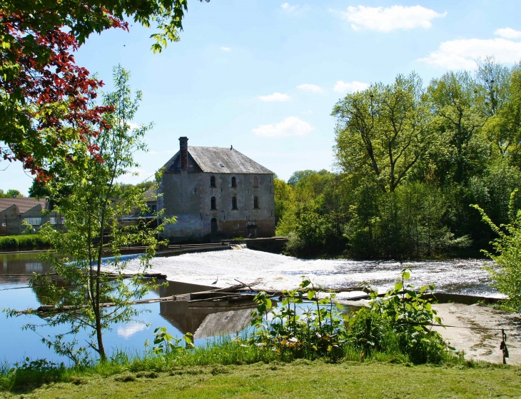 Ancien-moulin-sur-la-gartempe - Nalliers