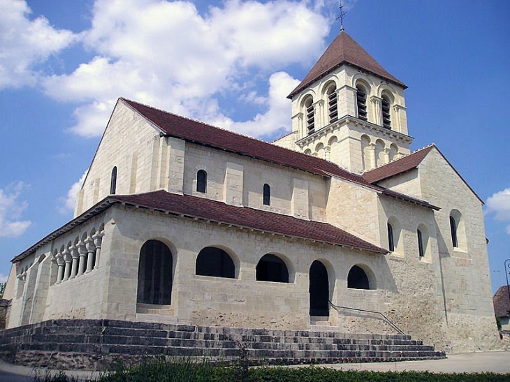 L'église à galerie - Oyré