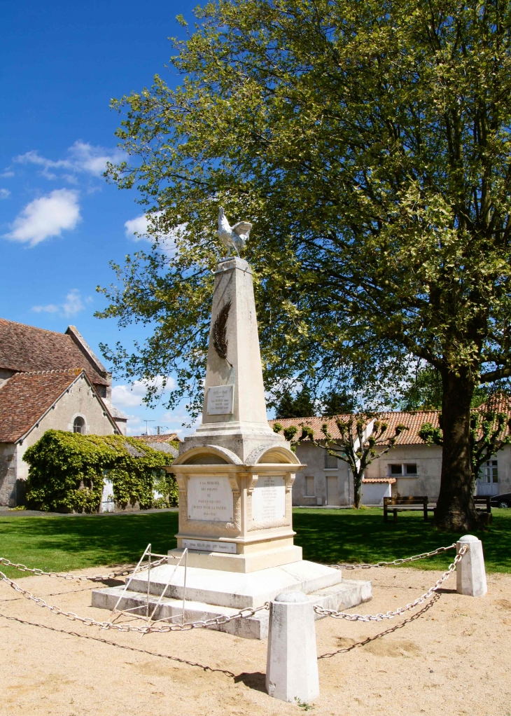 Le Monument aux Morts - Paizay-le-Sec