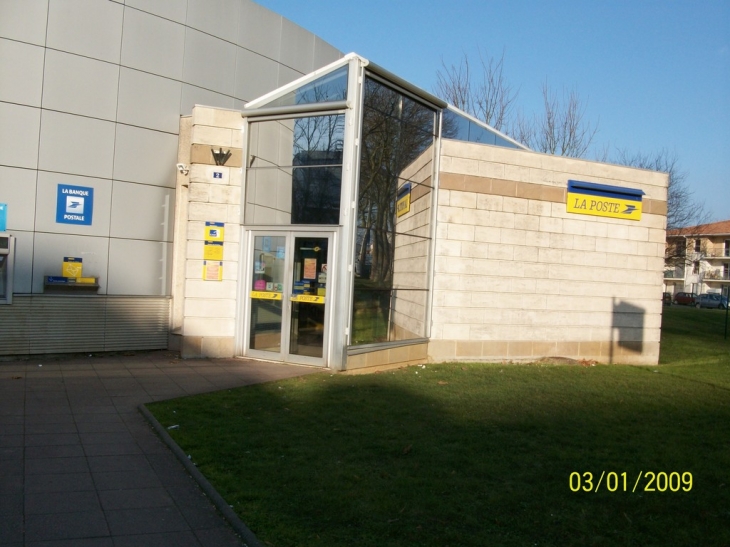 Bureau de poste de Poitiers Beaulieu.