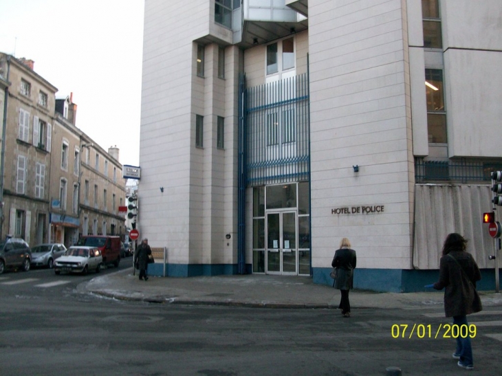 Hotel de Police Nationale de Poitiers.