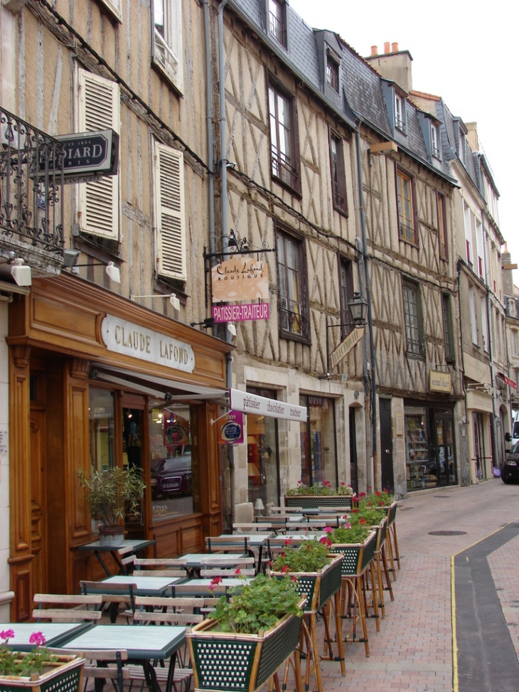 La Rue des Vieilles Boucheries - Poitiers