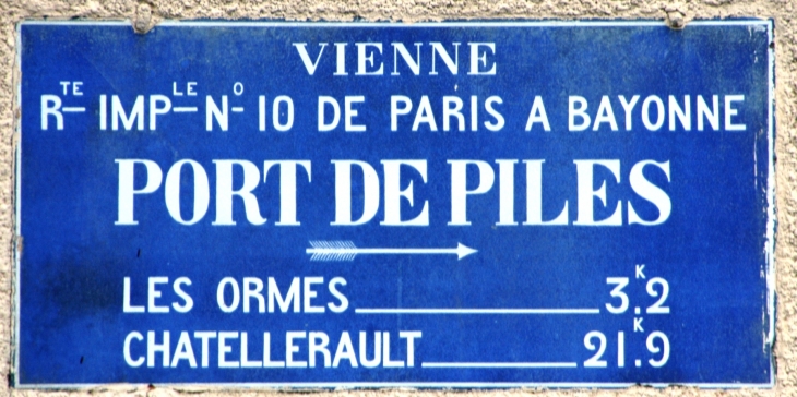 Belle plaque de cocher indiquant le chemin sous Napolèon III - Port-de-Piles