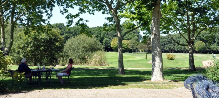 Parc du Domaine Saint Hilaire - Roiffé