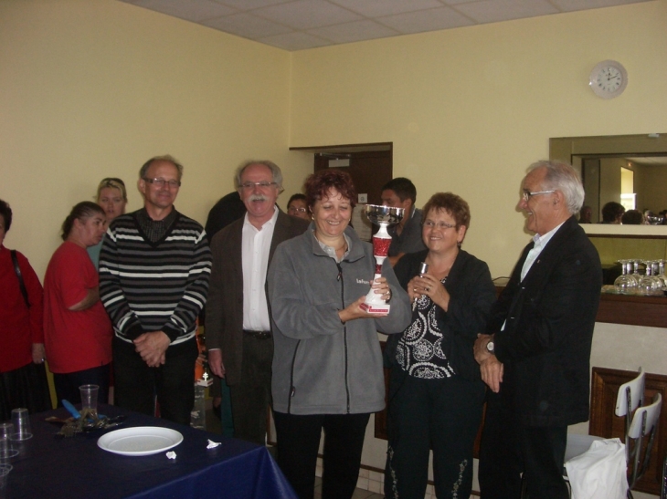 Remise des coupes - Saint-Léomer