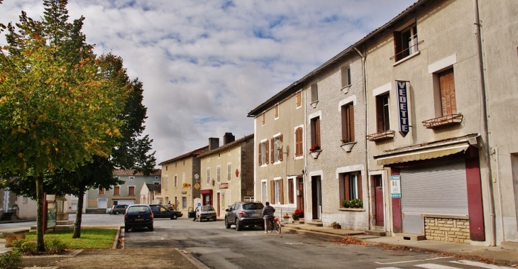 La Commune - Saint-Sauvant