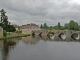 Le Vieux Pont (13e siècle).