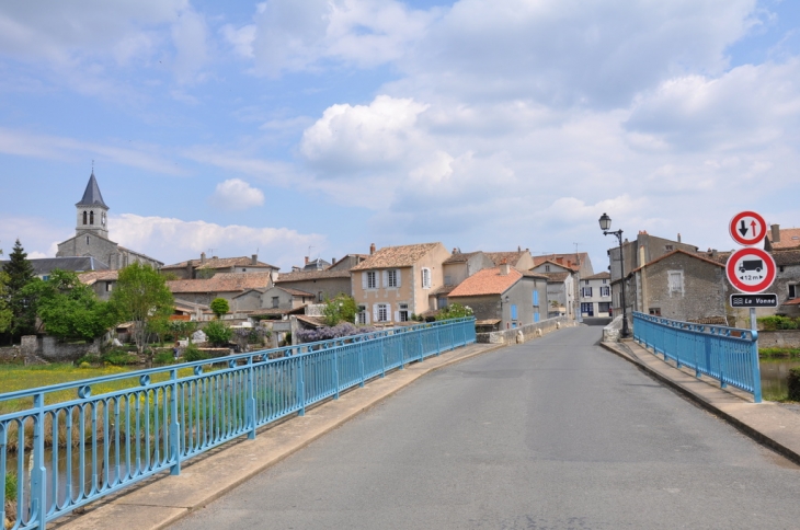 Rue du pont des bergers - Sanxay