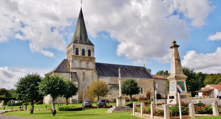 &église Saint-Hilaire - Savigné