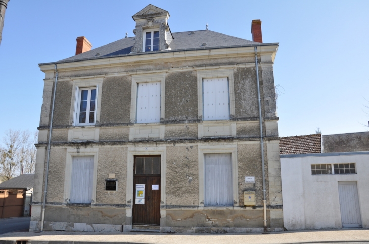 Bibliothèque communale - Usseau