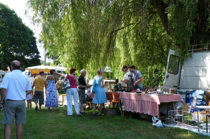 Brocante - Vicq-sur-Gartempe