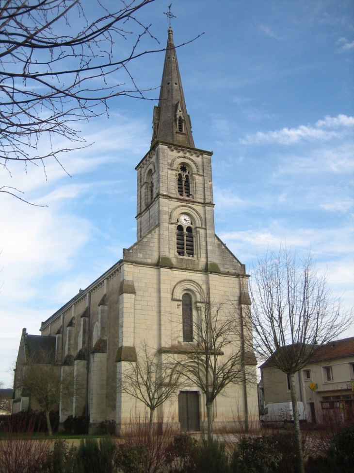 L'église - Vouneuil-sur-Vienne