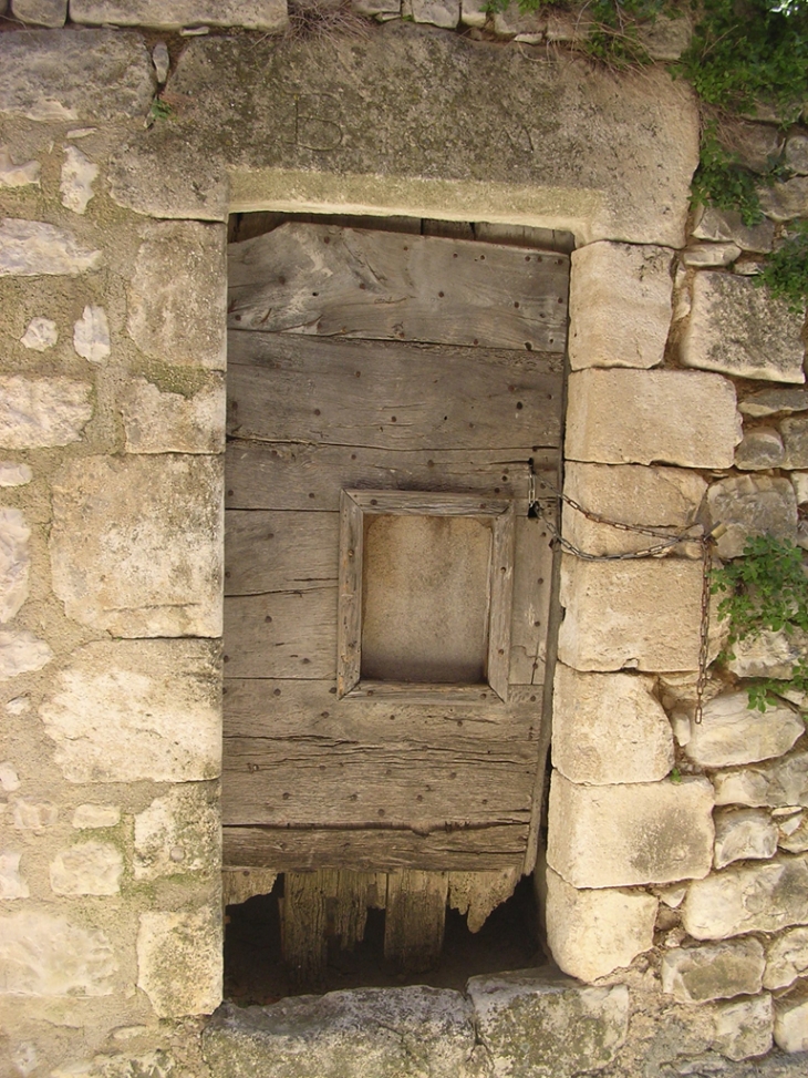 Vieille Porte 1563 - Banon