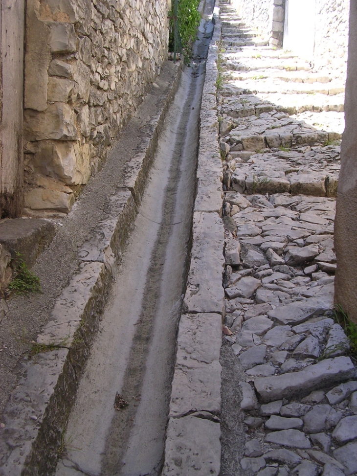 Les Escaliers - Banon