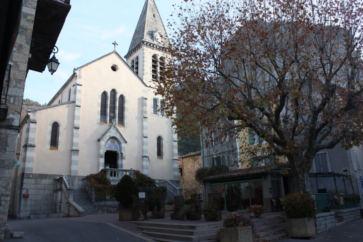 Castellane village