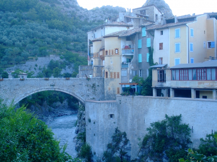 Entrevaux village