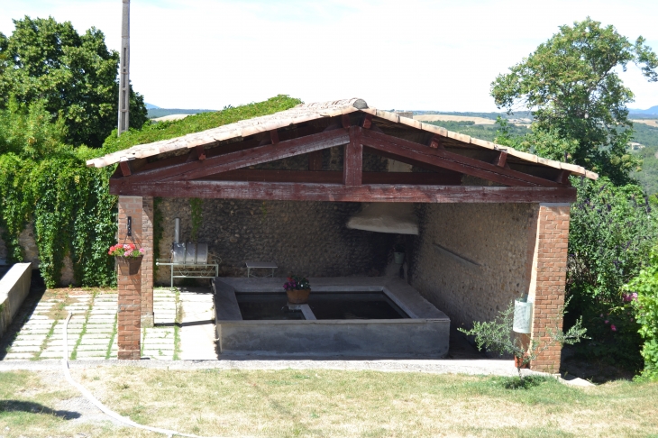 Lavoir - Entrevennes