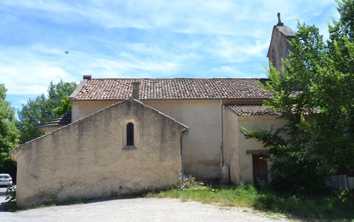  <église Saint-Pierre 13 Em Siècle - Fontienne