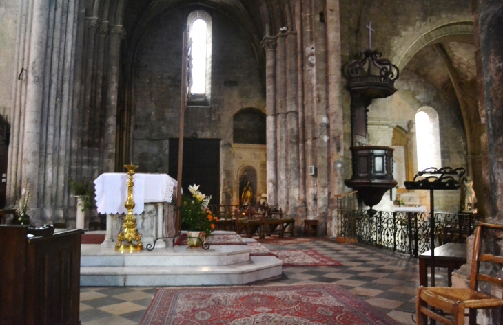 <Cathédrale  Notre-Dame du Bourget  ( 12/15 Em Siècle ) - Forcalquier